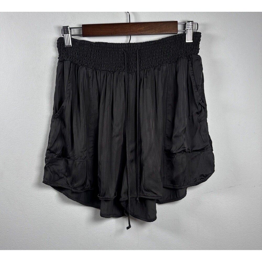Aerie Gray Smocked Waist Flowy Shorts Women M Pull On Drawstring Pockets Boho